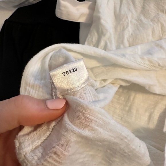 Ann Taylor White & Gem Tee - Picture 10 of 10